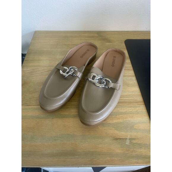 NWOT BLONDO Brylee Slip On Water Resistant Leather Loafers Mules Tan Womens 10 - Picture 3 of 5